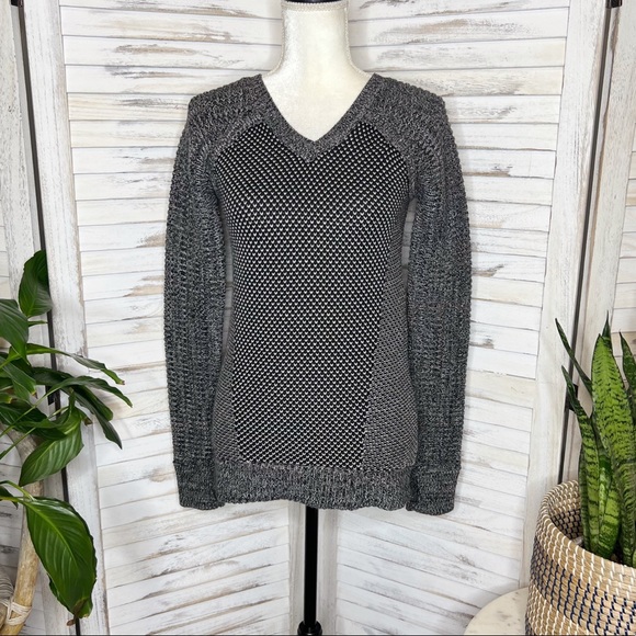 Ivivva Other - LULULEMON IVIVVA Chunky Knit Sweater Black White Girls 14 Women's Small